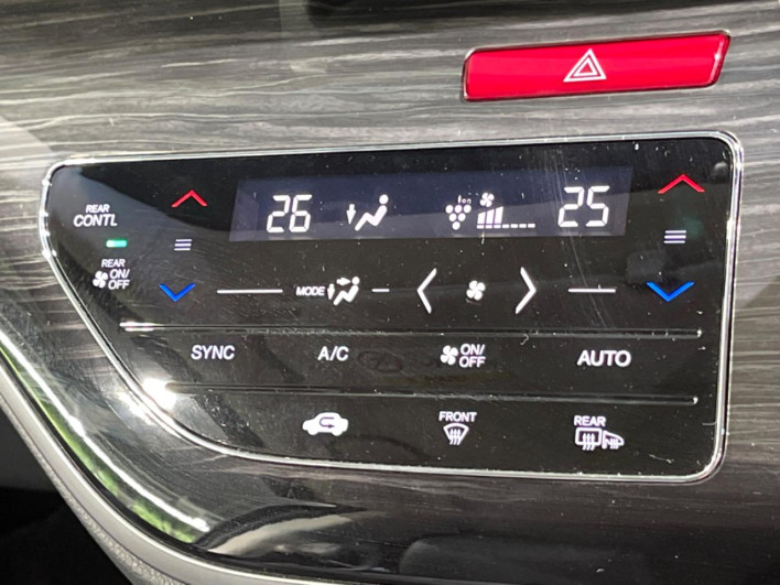 2016 Honda Odyssey Hybrid DAA-RC4 (UW-69f1f7c83104e)[21]