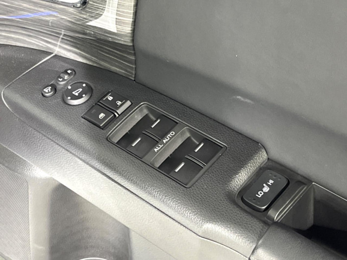 2016 Honda Odyssey Hybrid DAA-RC4 (UW-69f1f7c83104e)[9]