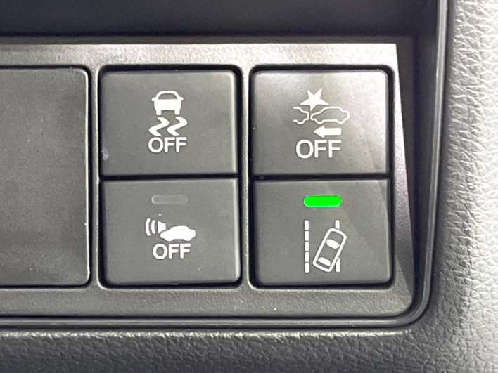 2016 Honda Odyssey Hybrid DAA-RC4 (UW-69f1f7c83104e)[12]