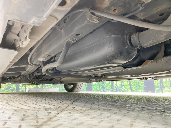 2011 Honda Step Wagon DBA-RK2 (UW-69f1f7c9bce5f)[15]