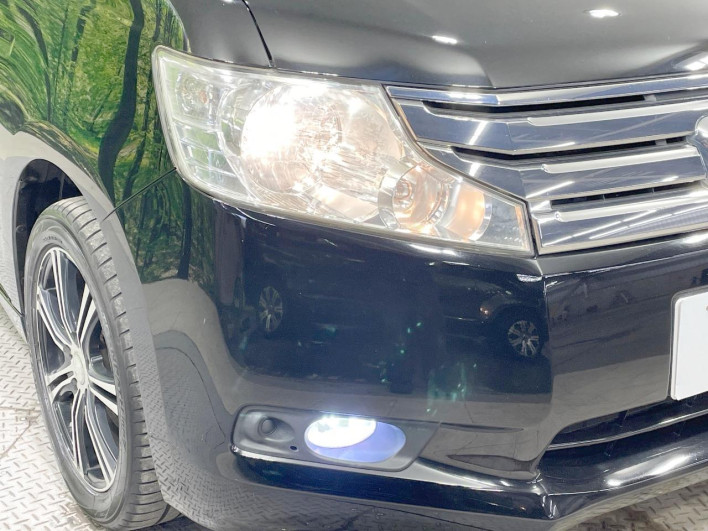 2011 Honda Step Wagon DBA-RK2 (UW-69f1f7c9bce5f)[23]