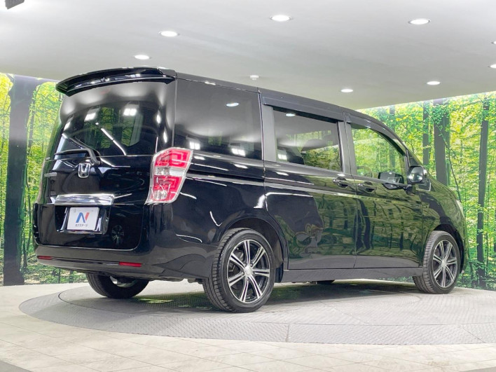 2011 Honda Step Wagon DBA-RK2 (UW-69f1f7c9bce5f)[5]