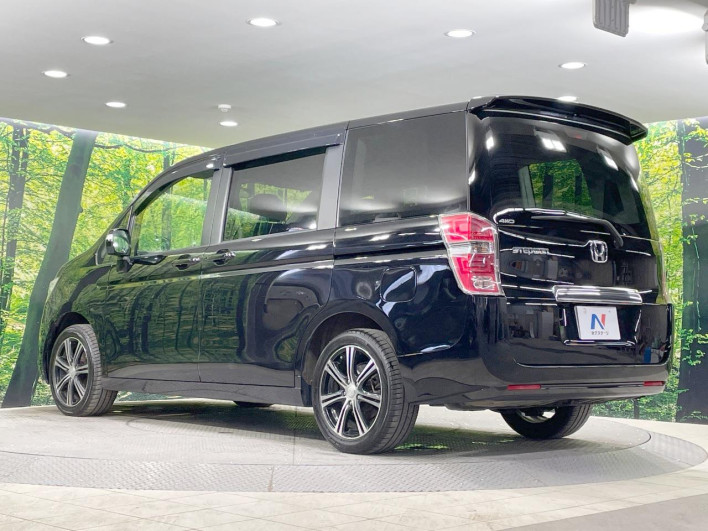 2011 Honda Step Wagon DBA-RK2 (UW-69f1f7c9bce5f)[11]