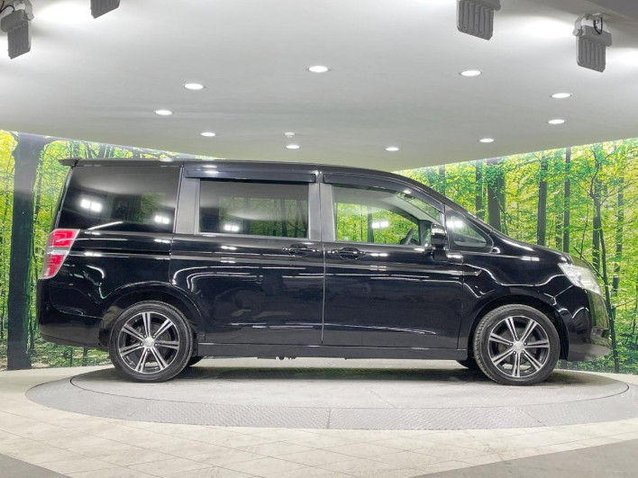 2011 Honda Step Wagon DBA-RK2 (UW-69f1f7c9bce5f)[6]