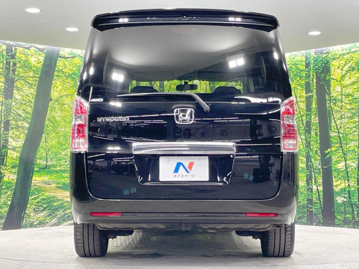 2011 Honda Step Wagon DBA-RK2 (UW-69f1f7c9bce5f)[4]