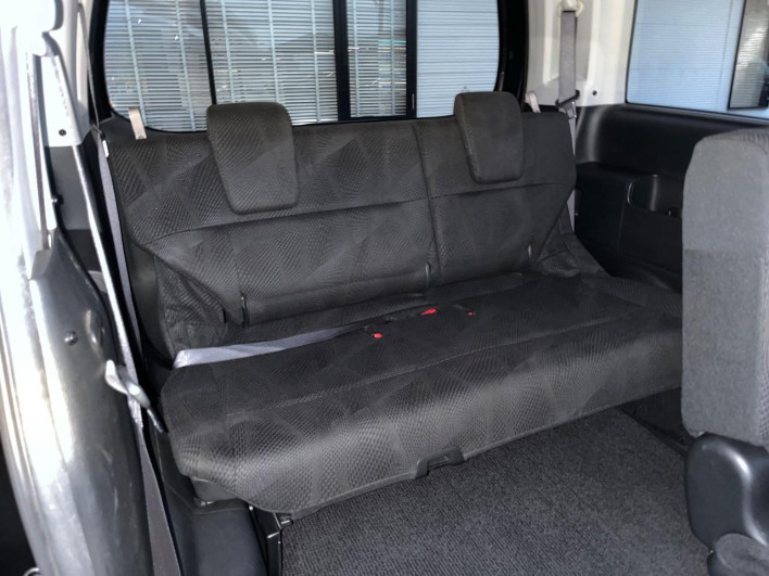 2010 Honda Stepwgn Spada DBA-RK5 (UW-69f1f7ca29752)[19]