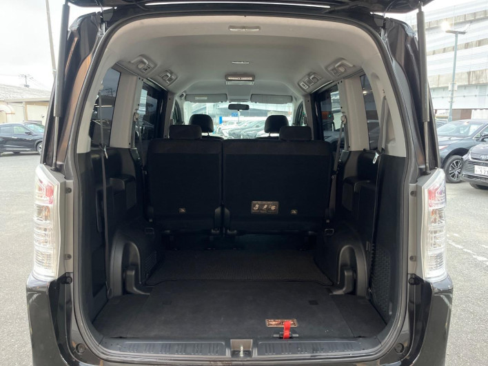 2010 Honda Stepwgn Spada DBA-RK5 (UW-69f1f7ca29752)[25]