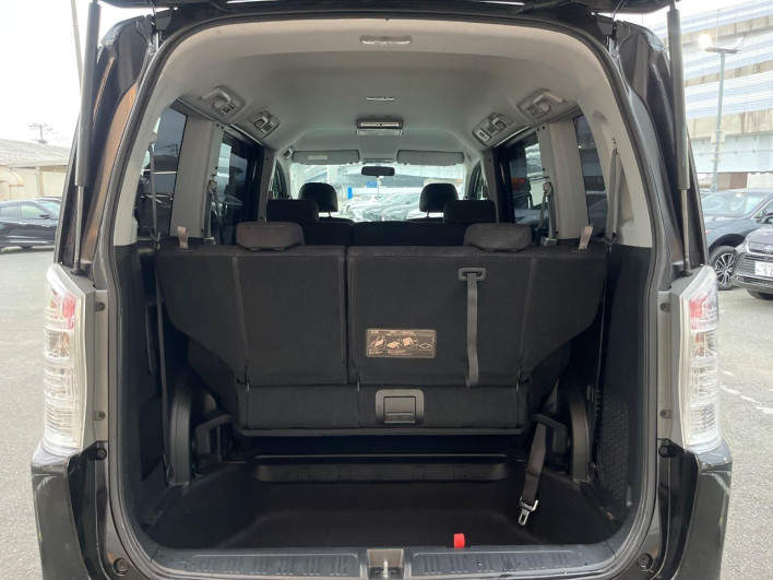 2010 Honda Stepwgn Spada DBA-RK5 (UW-69f1f7ca29752)[24]