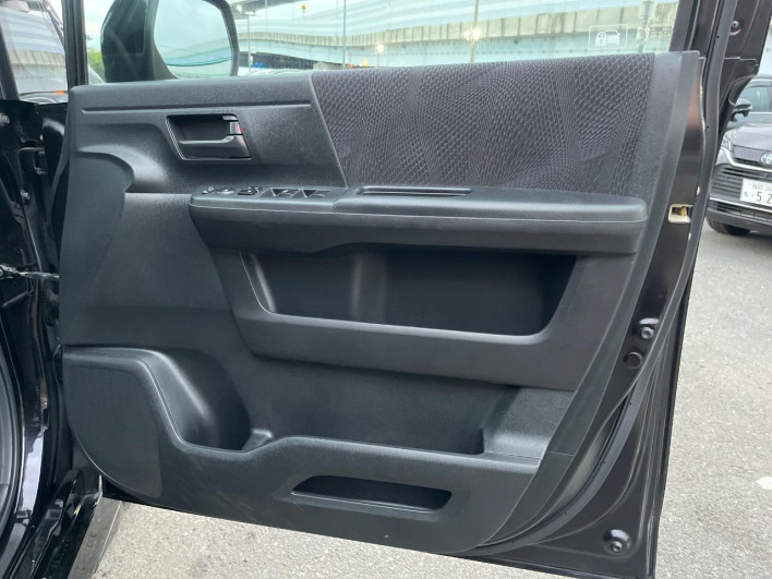 2010 Honda Stepwgn Spada DBA-RK5 (UW-69f1f7ca29752)[29]