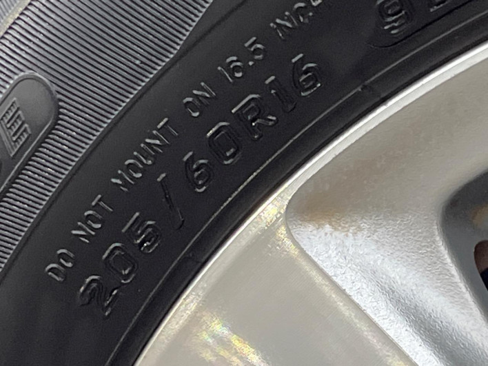 2010 Honda Stepwgn Spada DBA-RK5 (UW-69f1f7ca29752)[15]