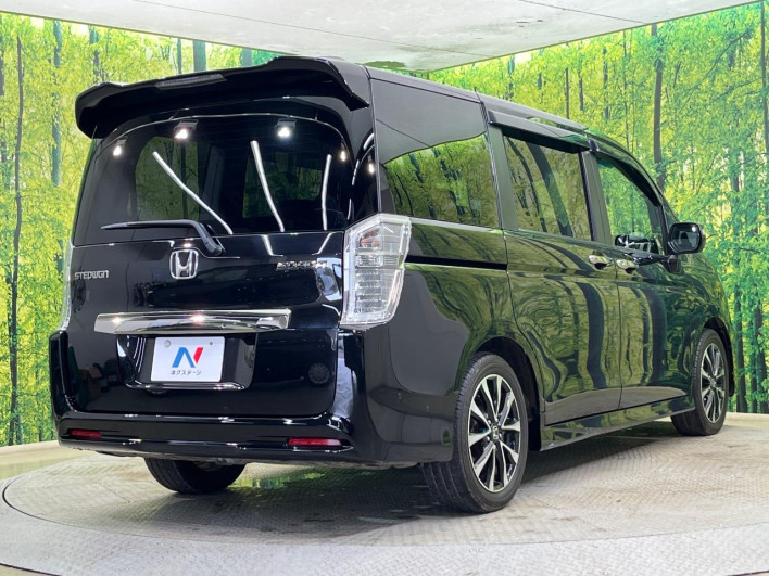 2014 Honda Stepwgn Spada DBA-RK5 (UW-69f1f7ca9a5bf)[15]