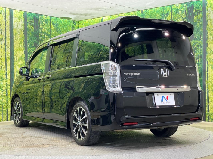 2014 Honda Stepwgn Spada DBA-RK5 (UW-69f1f7ca9a5bf)[13]