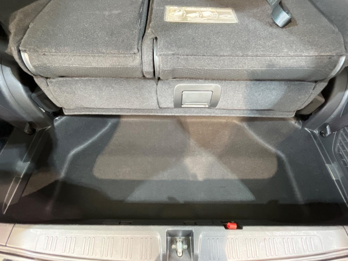 2014 Honda Stepwgn Spada DBA-RK5 (UW-69f1f7ca9a5bf)[21]