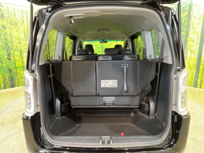 2014 Honda Stepwgn Spada DBA-RK5 (UW-69f1f7ca9a5bf)[22]