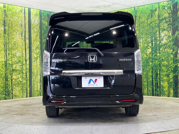 2014 Honda Stepwgn Spada DBA-RK5 (UW-69f1f7ca9a5bf)[14]