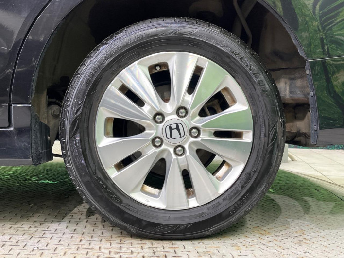 2010 Honda Stepwgn Spada DBA-RK6 (UW-69f1f7cb0bd47)[11]