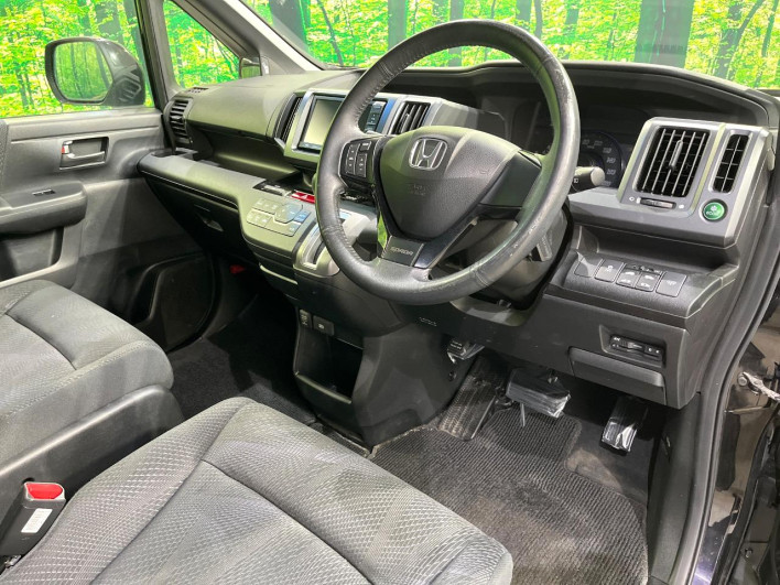 2010 Honda Stepwgn Spada DBA-RK6 (UW-69f1f7cb0bd47)[20]