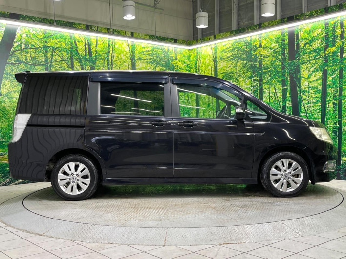 2010 Honda Stepwgn Spada DBA-RK6 (UW-69f1f7cb0bd47)[19]