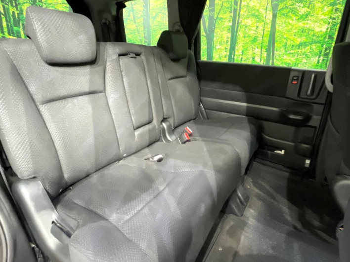 2010 Honda Stepwgn Spada DBA-RK6 (UW-69f1f7cb0bd47)[23]