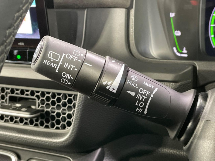 2023 Honda Step Wagon 6AA-RP8 (UW-69f1f7cbe1c97)[12]