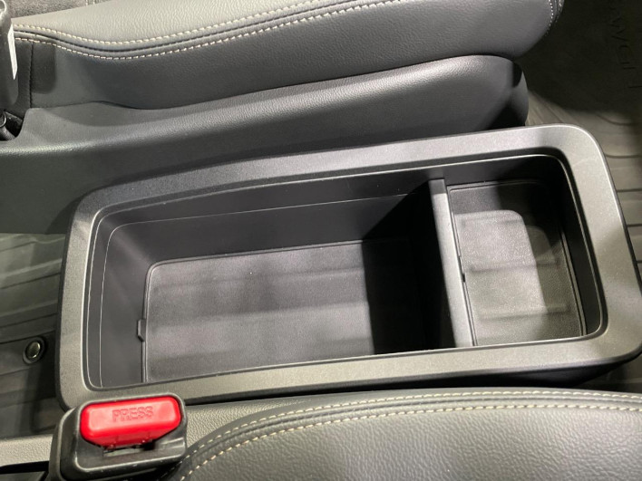 2023 Honda Step Wagon 6AA-RP8 (UW-69f1f7cbe1c97)[19]