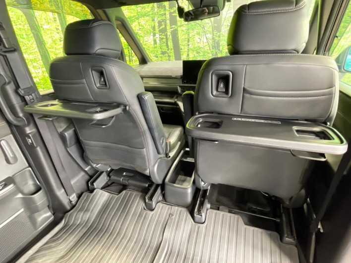 2023 Honda Step Wagon 6AA-RP8 (UW-69f1f7cbe1c97)[27]