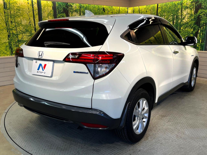 2015 Honda VEZEL DAA-RU3 (UW-69f1f7cc5bb2e)[10]