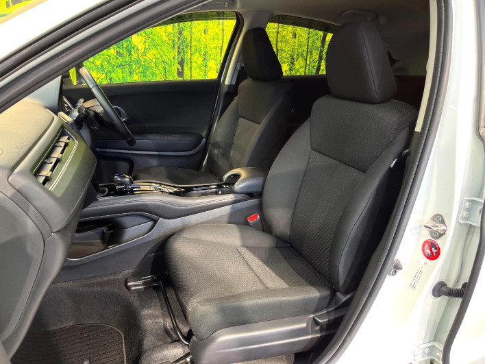 2015 Honda VEZEL DAA-RU3 (UW-69f1f7cc5bb2e)[26]