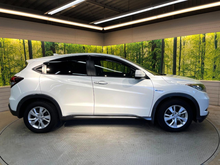 2015 Honda VEZEL DAA-RU3 (UW-69f1f7cc5bb2e)[9]