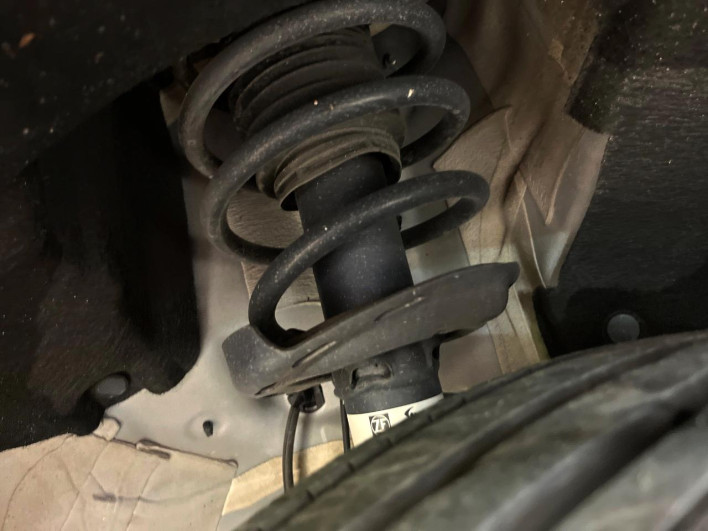 2015 Honda VEZEL DAA-RU3 (UW-69f1f7cc5bb2e)[23]