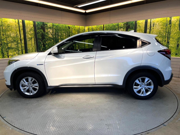 2015 Honda VEZEL DAA-RU3 (UW-69f1f7cc5bb2e)[13]