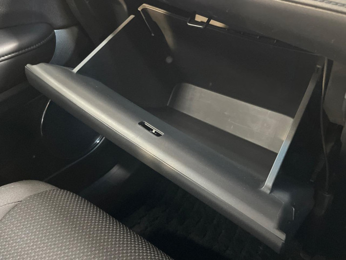 2019 Honda VEZEL DAA-RU4 (UW-69f1f7cd73d12)[27]