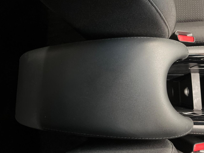 2019 Honda VEZEL DAA-RU4 (UW-69f1f7cd73d12)[26]