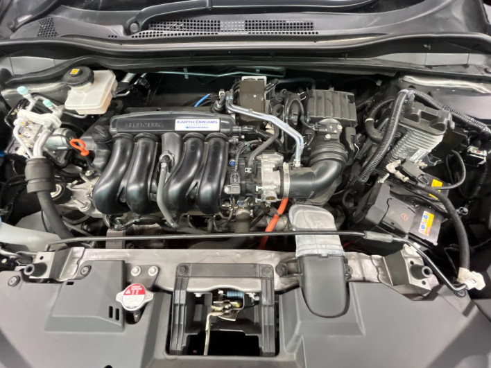 2019 Honda VEZEL DAA-RU4 (UW-69f1f7cd73d12)[4]