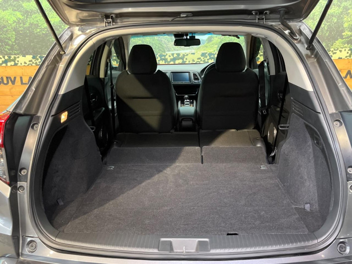 2019 Honda VEZEL DAA-RU4 (UW-69f1f7cd73d12)[13]