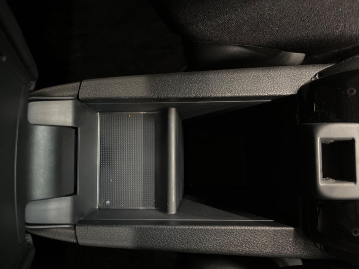 2019 Honda VEZEL DAA-RU4 (UW-69f1f7cd73d12)[25]