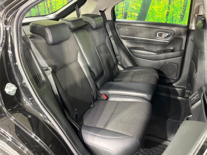 2021 Honda VEZEL 6AA-RV5 (UW-69f1f7ce7688d)[26]