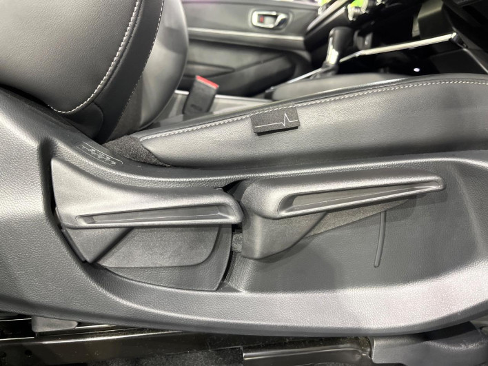 2021 Honda VEZEL 6AA-RV5 (UW-69f1f7ce7688d)[25]