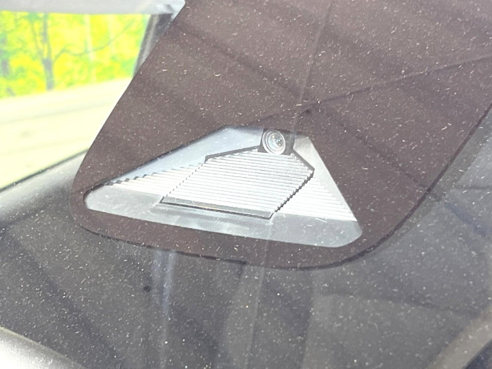 2022 Honda VEZEL 6AA-RV5 (UW-69f1f7cf44b52)[6]