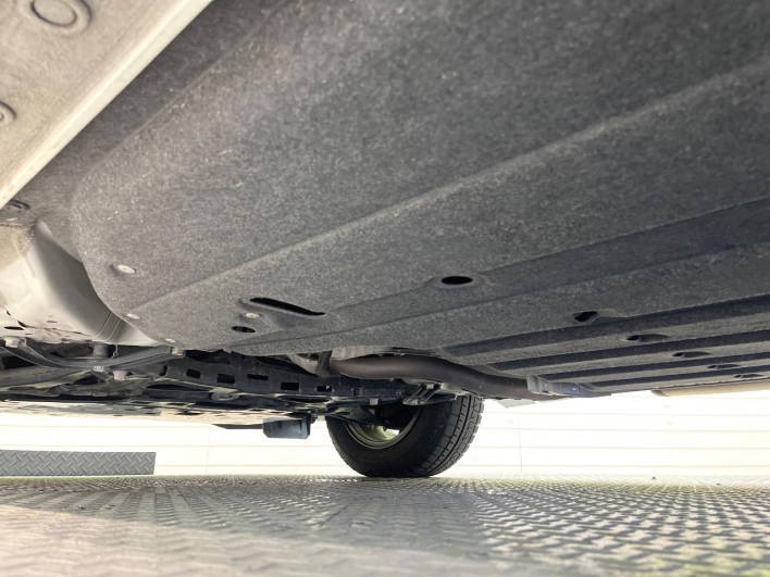 2022 Honda VEZEL 6AA-RV5 (UW-69f1f7cf44b52)[29]