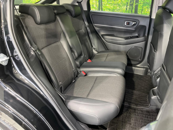 2022 Honda VEZEL 6AA-RV6 (UW-69f1f7d0411a5)[10]