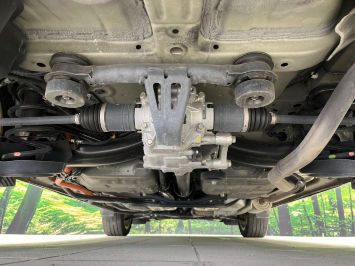 2022 Honda VEZEL 6AA-RV6 (UW-69f1f7d0411a5)[17]