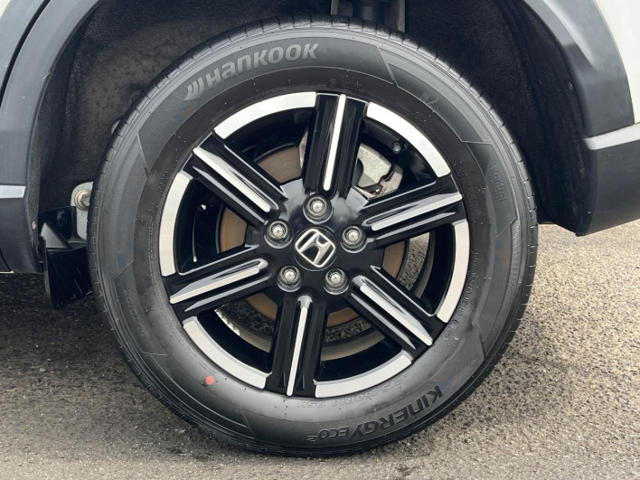 2023 Honda VEZEL 6AA-RV6 (UW-69f1f7d0449b6)[13]