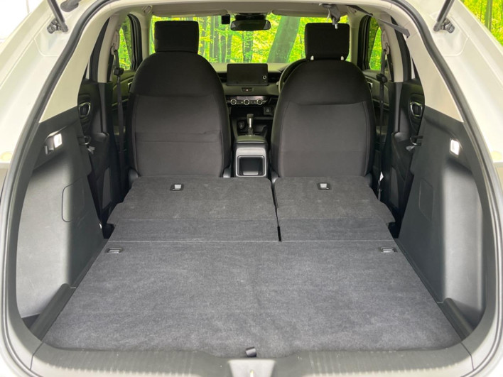 2023 Honda VEZEL 6AA-RV6 (UW-69f1f7d09fccd)[13]