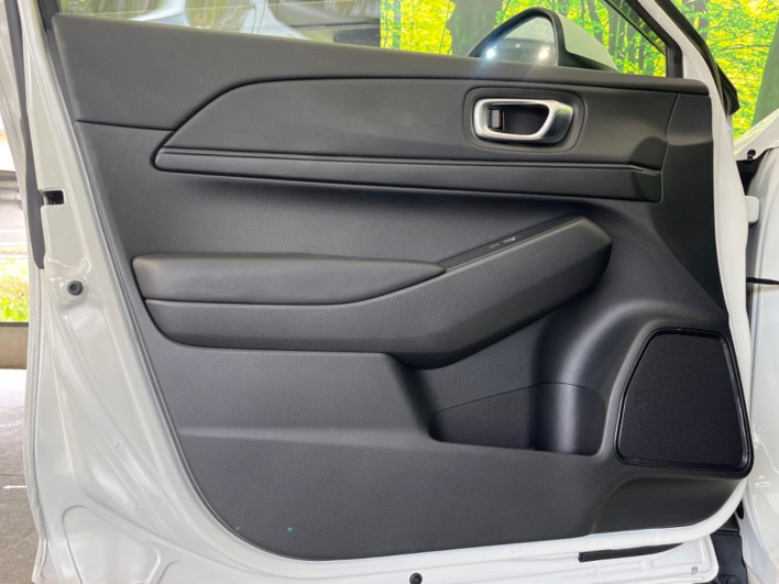 2023 Honda VEZEL 6AA-RV6 (UW-69f1f7d09fccd)[18]