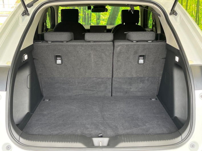 2023 Honda VEZEL 6AA-RV6 (UW-69f1f7d09fccd)[12]