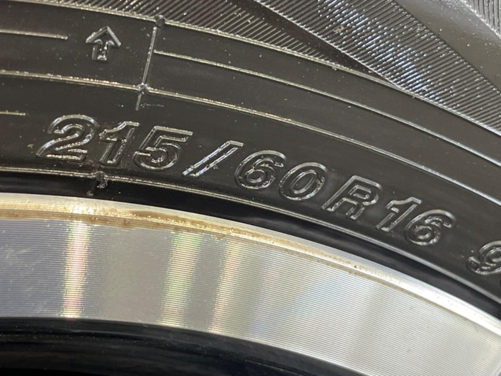 2023 Honda VEZEL 6AA-RV6 (UW-69f1f7d09fccd)[22]