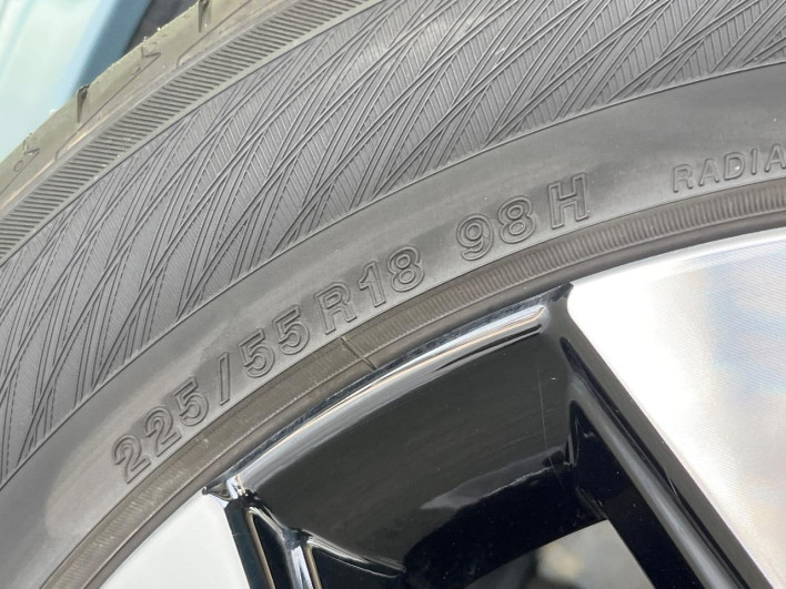 2023 Honda ZR-V 6AA-RZ4 (UW-69f1f7d25b0b4)[18]