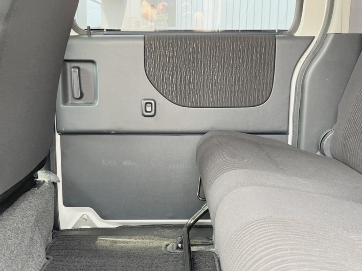 2018 Daihatsu Atre Wagon ABA-S321G (UW-69f1f7d2bd19d)[21]