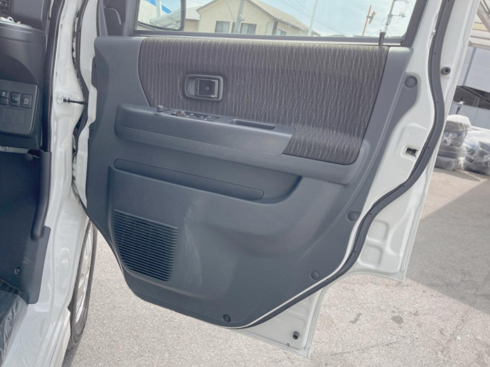 2018 Daihatsu Atre Wagon ABA-S321G (UW-69f1f7d2bd19d)[19]